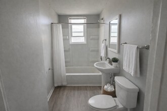 841 Lasalle St in Indianapolis, IN - Building Photo - Building Photo