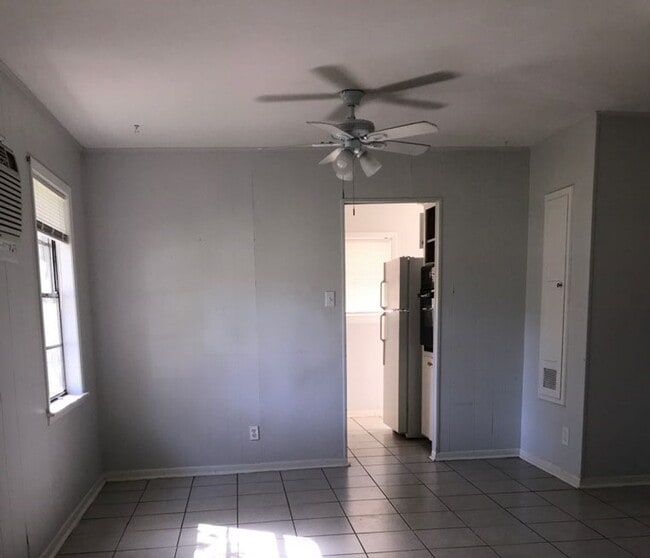 1127-1127 MacArthur St in Rosenberg, TX - Building Photo - Building Photo