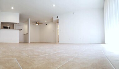 11020 Hesby St in Los Angeles, CA - Building Photo - Building Photo