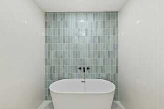 15655 Regal Hill Cir in Dallas, TX - Building Photo - Building Photo