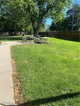 12920 Fountain Ct in Strongsville, OH - Building Photo - Building Photo