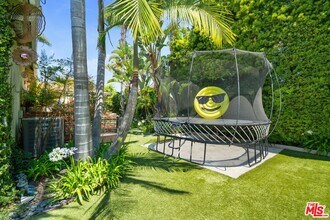 1348 Morningside Wy in Los Angeles, CA - Building Photo - Building Photo