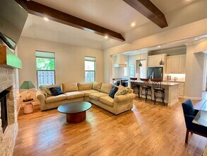 1317 Chelham Ln in Edmond, OK - Building Photo - Building Photo