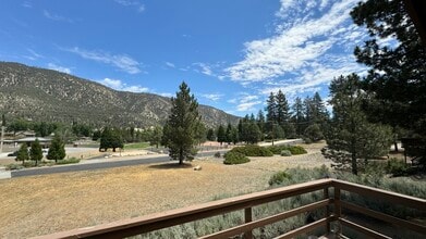 2320 Cypress Way, Unit A in Frazier Park, CA - Building Photo - Building Photo