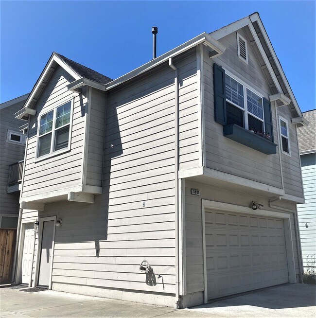 property at 3921 Martina Ave