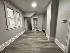 823 Oakwood Ave in Columbus, OH - Building Photo - Building Photo