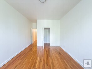 GREENE AVENUE / Spacious 2-Bed 1-Bath in Brooklyn, NY - Building Photo - Building Photo