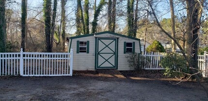 11540 Pinecroft St in Laurinburg, NC - Building Photo - Building Photo
