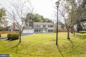 17212 Brown Rd in Poolesville, MD - Building Photo - Building Photo
