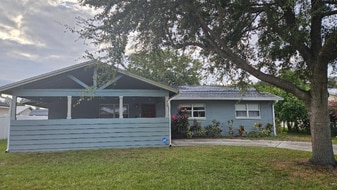 415 Lochmond Dr in Fern Park, FL - Building Photo
