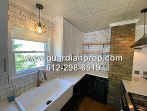 340 W Sturgis St in St. Paul, MN - Building Photo - Building Photo