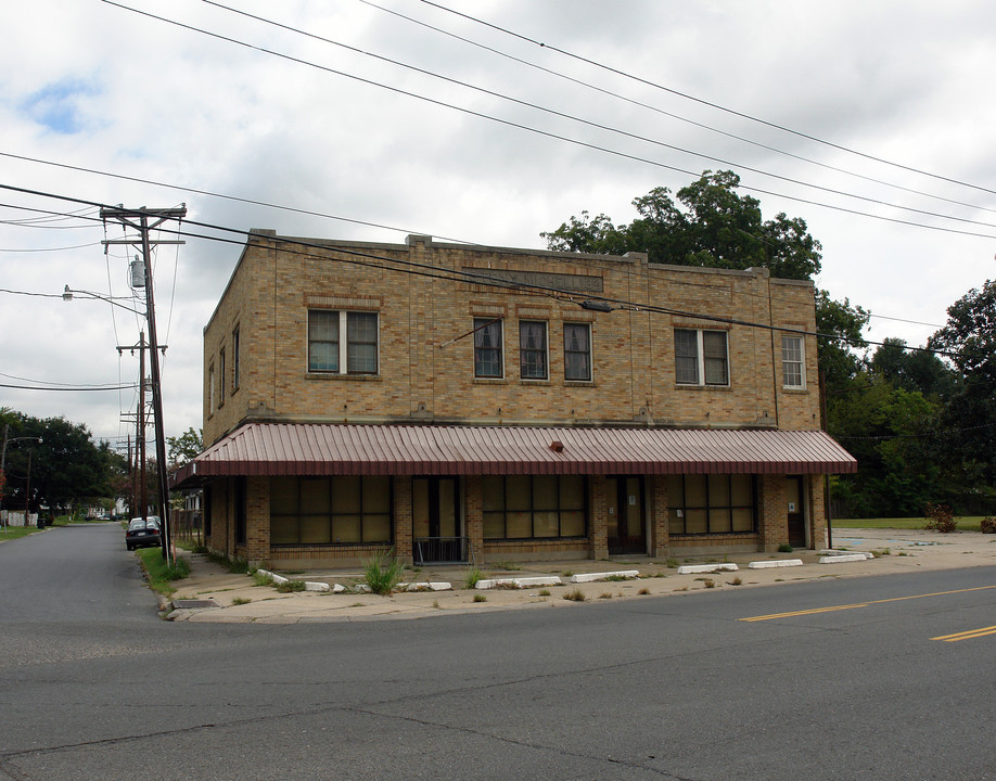 1501 Highland Rd in Baton Rouge, LA - Building Photo