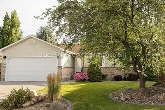 4342 Williamsburg Ln in Idaho Falls, ID - Building Photo - Building Photo