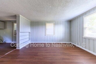 410 Ewing Dr in Nashville, TN - Building Photo - Building Photo