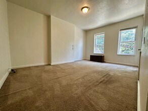 77 Bates St in Pittsburgh, PA - Building Photo - Building Photo