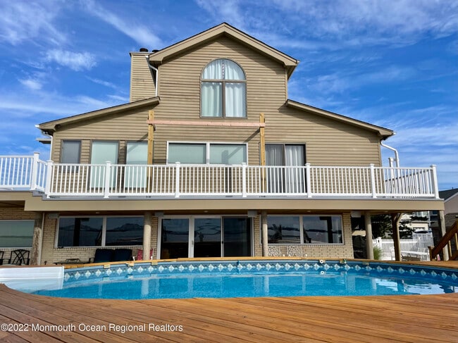 property at 218 Cartagena Dr