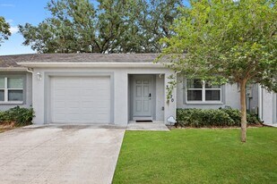 37770 Kelly B Ct in Zephyrhills, FL - Building Photo