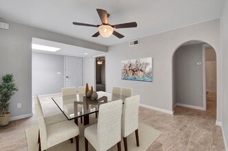 2515 E Villa Maria Dr in Phoenix, AZ - Building Photo - Building Photo