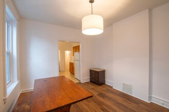 2039 N Gratz St in Philadelphia, PA - Building Photo - Building Photo