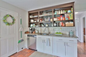 4202 4th Ave NW in Seattle, WA - Building Photo - Building Photo