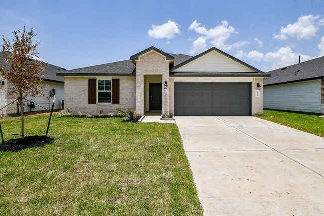 property at 1115 Yaupon Dr
