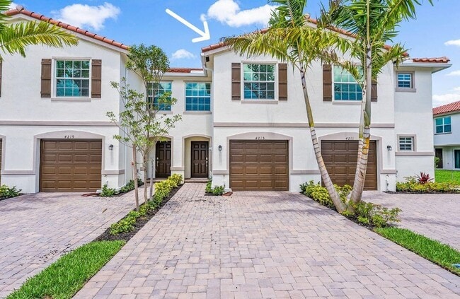 4215 Bent River Rd in Greenacres, FL - Building Photo - Building Photo