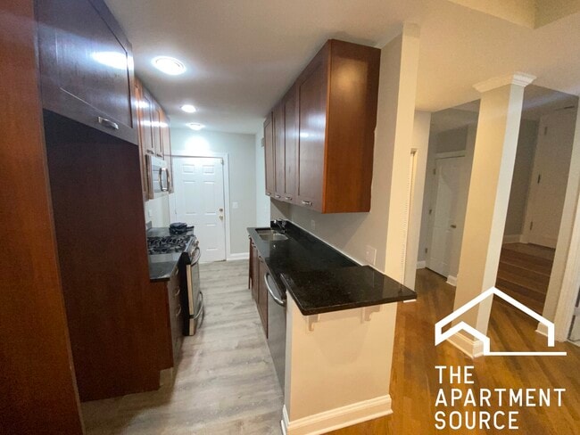 property at 2242 W Morse Ave