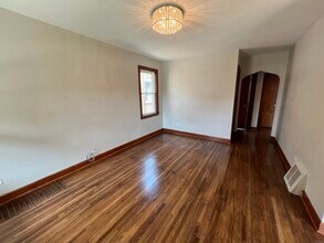 10317 S Peoria St in Chicago, IL - Building Photo - Building Photo