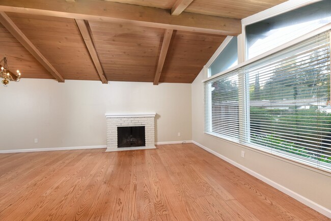 2092-2094 Donald Dr in Moraga, CA - Building Photo - Building Photo