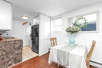 475 W Broadway in Long Beach, NY - Building Photo - Building Photo