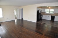 725 W Vine St photo'