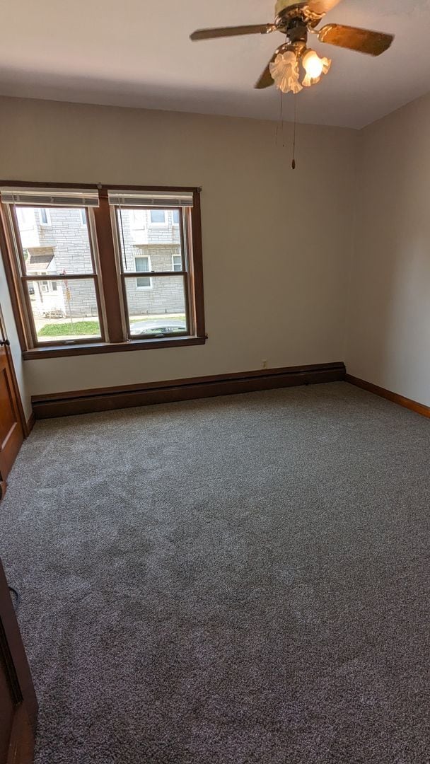 903 18th Ave in Moline, IL - Building Photo - Building Photo