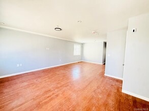 139-20 Lakewood Ave in Queens, NY - Foto de edificio - Building Photo