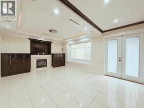 4899 McKee Pl in Burnaby, BC - Building Photo - Building Photo