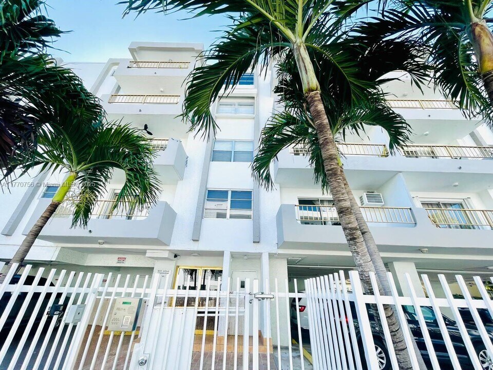 1580 West Ave in Miami Beach, FL - Building Photo