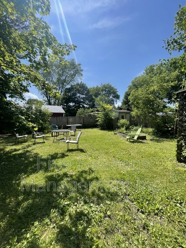 property at 85 Manhattan Dr