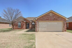 1928 77th Pl in Lubbock, TX - Building Photo