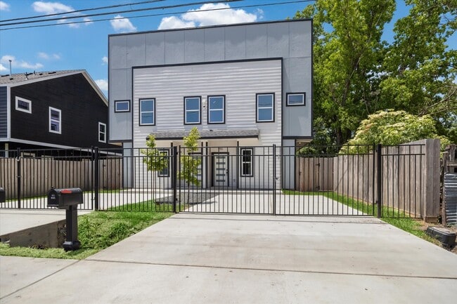 property at 990 Marjorie St