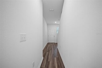 6171 Calle Ochoa St in Zephyrhills, FL - Building Photo - Building Photo