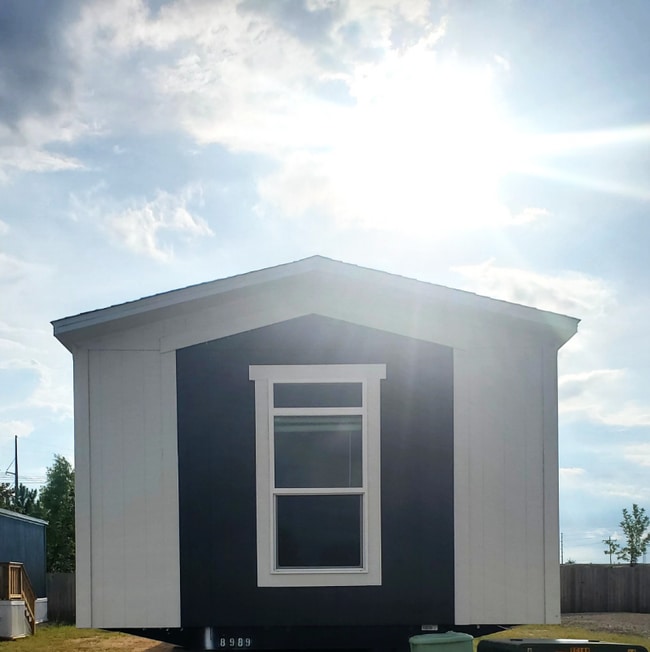 22590 Cuttler Rd in New Caney, TX - Building Photo - Building Photo