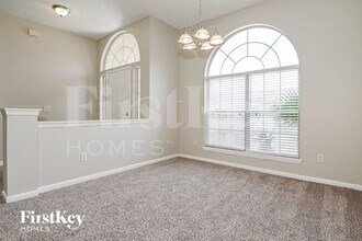 2352 Longmont Dr in Jacksonville, FL - Building Photo - Building Photo