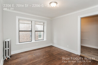 2206 E 70th St-Unit -2206-G in Chicago, IL - Building Photo - Building Photo