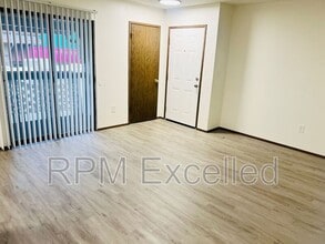 16006 34th Ave S in Seatac, WA - Building Photo - Building Photo