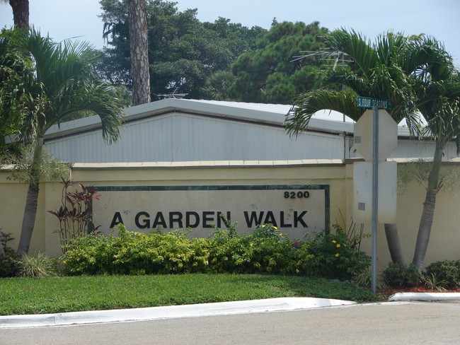 Garden Walk in Palm Beach Gardens, FL - Building Photo - Building Photo