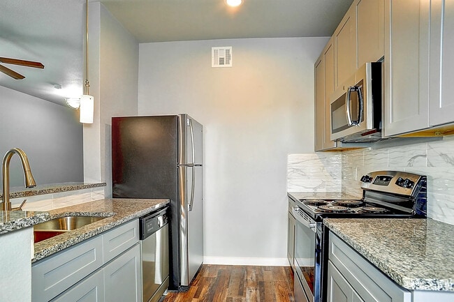 1505 Park Pl in Sherman, TX - Building Photo - Building Photo