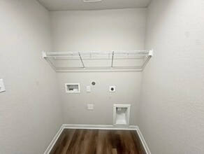 6235 Willow Point Blvd in San Antonio, TX - Building Photo - Building Photo