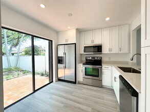 13544 SW 110th Terrace in Miami, FL - Building Photo - Building Photo