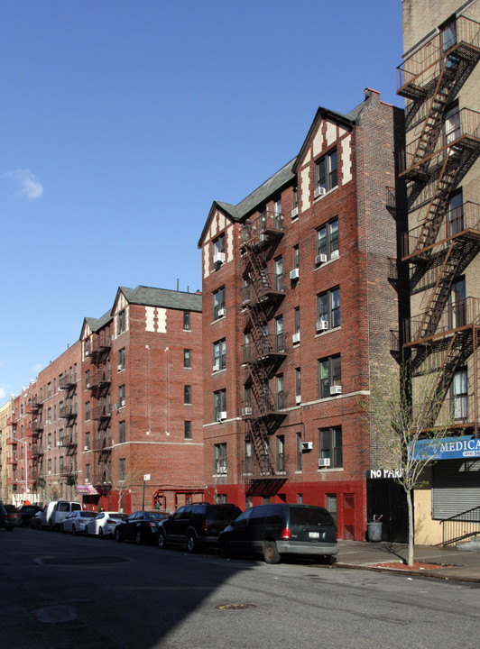 Post Properties in New York, NY - Building Photo