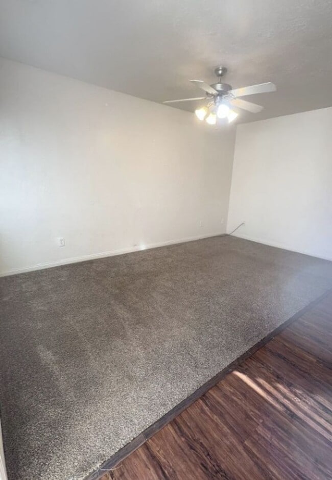 4281 Wagon Wheel Dr E in Enoch, UT - Building Photo - Building Photo