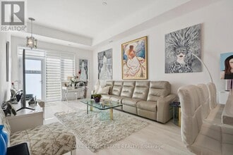 331-331 Broward Wy. in Innisfil, ON - Building Photo - Building Photo